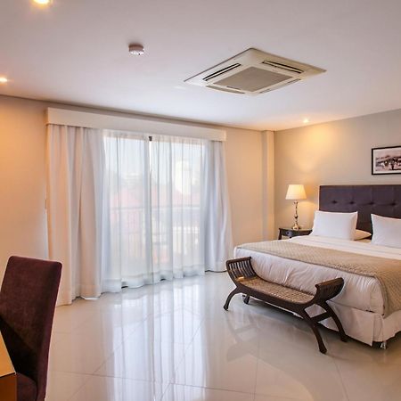 Las Lomas Casa Hotel 아순시온 외부 사진