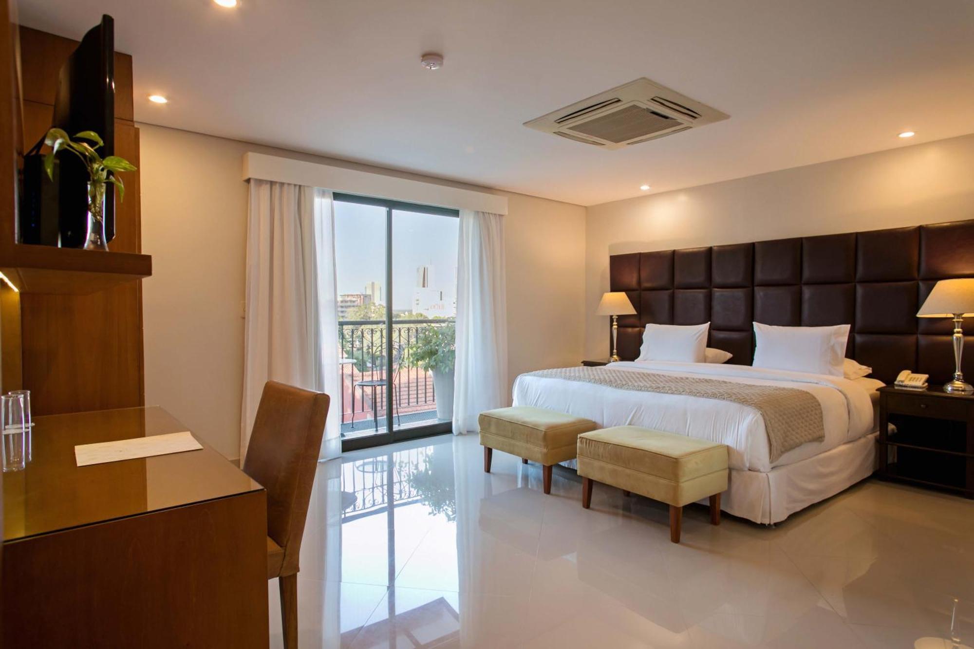 Las Lomas Casa Hotel 아순시온 외부 사진